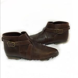 Valerie Stevens brown ankle boot